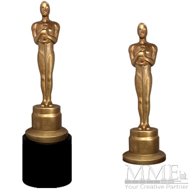 Oversized Oscar & Stand