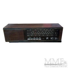 Vintage AM/FM Radio