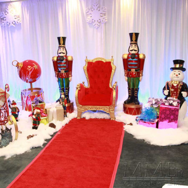 Deluxe Santa Throne Room